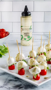 Gourmet Foods - Pesto Aioli Garnishing Squeeze - THE SPICE & TEA SHOPPE