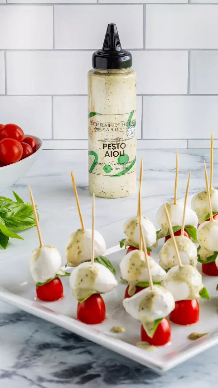 Gourmet Foods - Pesto Aioli Garnishing Squeeze - THE SPICE & TEA SHOPPE